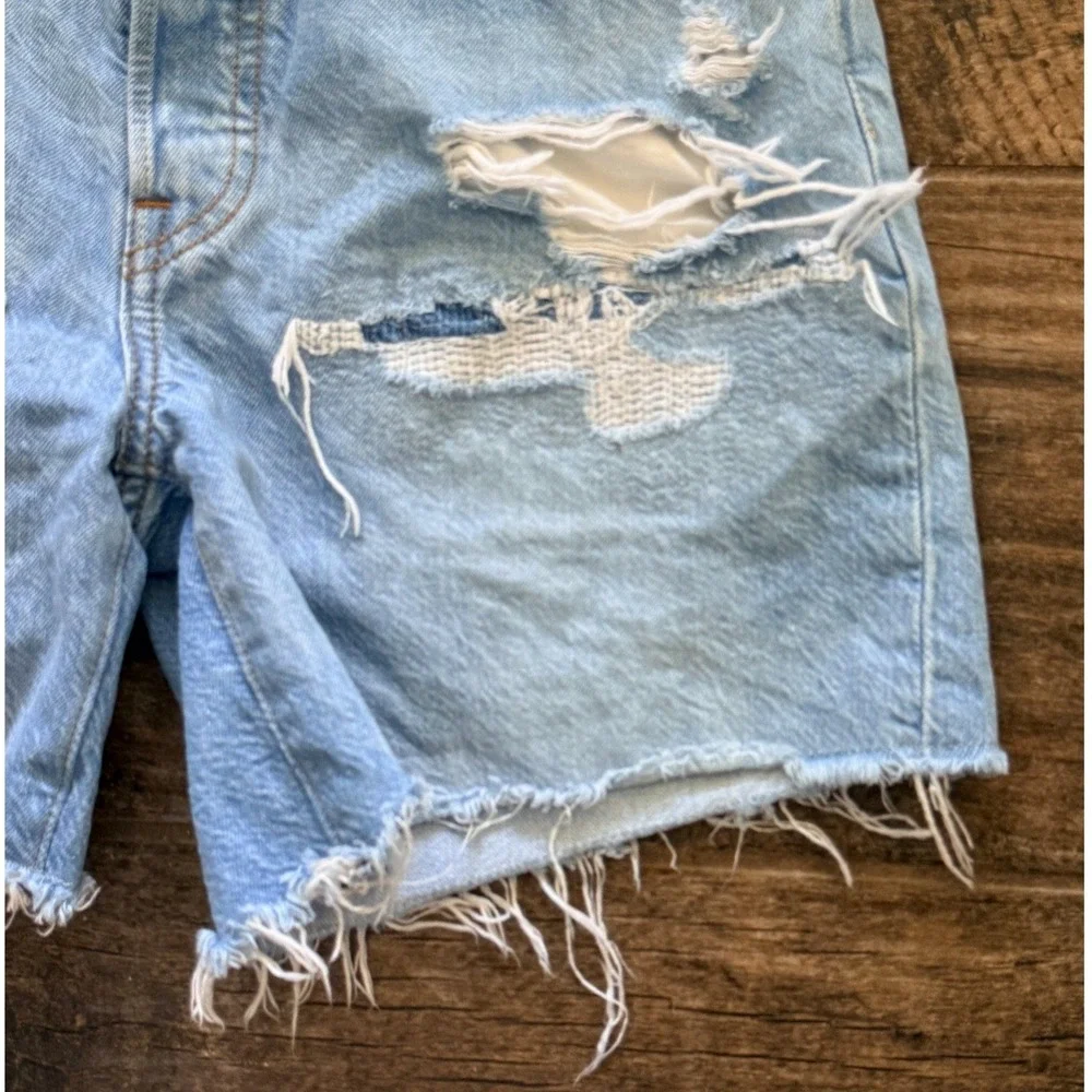 Levis 501 Y2K Women's Original Distressed‎ Patch Cut Off Denim Shorts, Light, 27